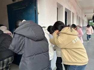 宜春市万载县白良初中白消防演练